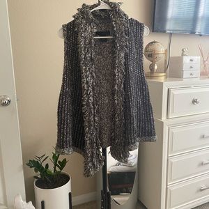 Oversized Calvin Klein sweater vest!